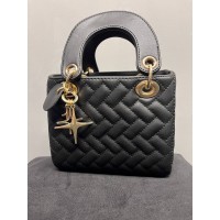 Сумка зі штучної шкіри