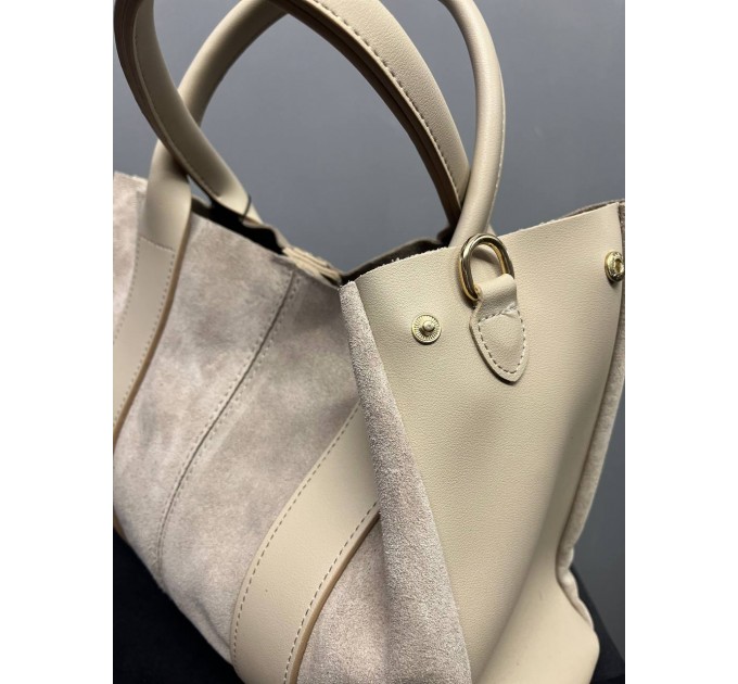 Стильна жіноча сумочка із натуральної замші.