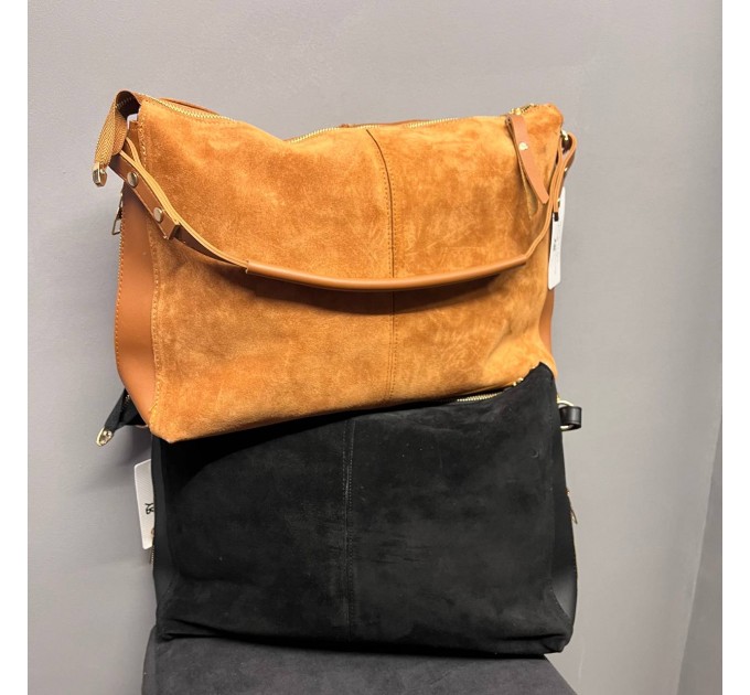 Класична жіноча сумочка із натуральної замші.